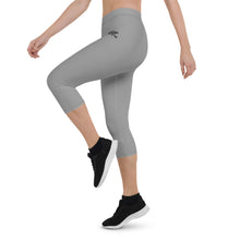 Load image into Gallery viewer, Capri Leggings
